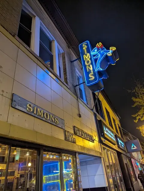 Simon's Tavern